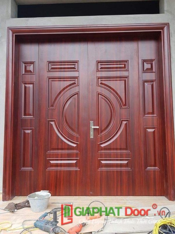 Cửa thép vân gỗ SGD 20 - Gia Phát Door